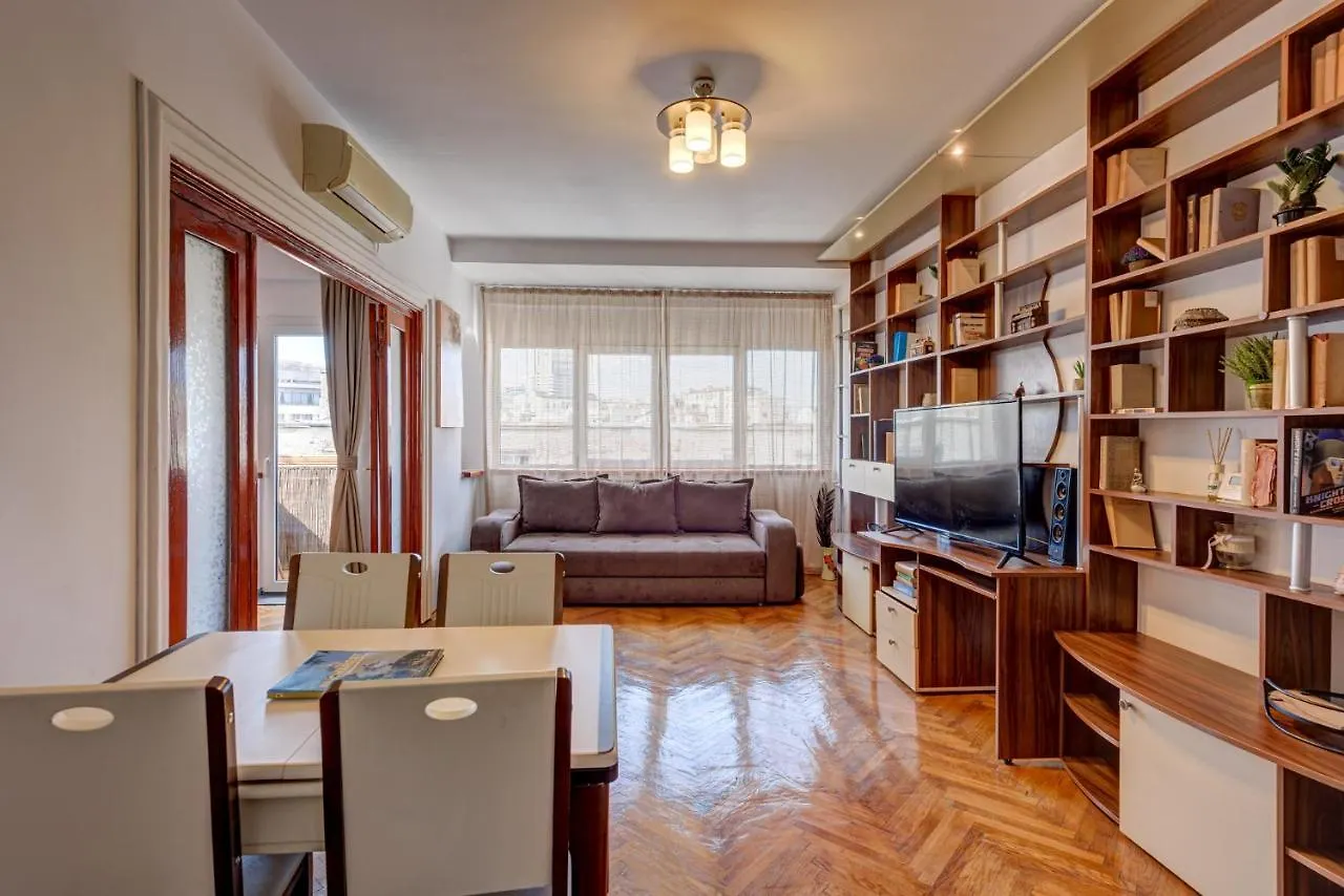 Old Town Home Library Bukurešť