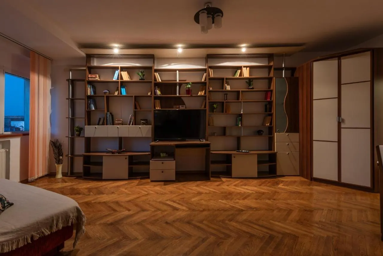 Apartment Old Town Home Library Bucharest